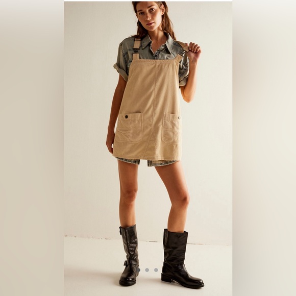 We The Free Dresses & Skirts - NWT FP/We the Free Smocked Mini Overall (corduroy fabric)